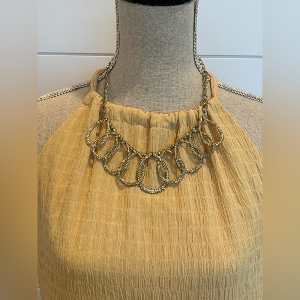 Elegant Gold Tone Teardrop Statement Necklace Chunky Fashion Jewelry. - Picture 5 of 5